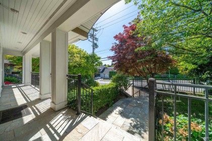 Photo 8 at 1450 25th Street, Dundarave, West Vancouver