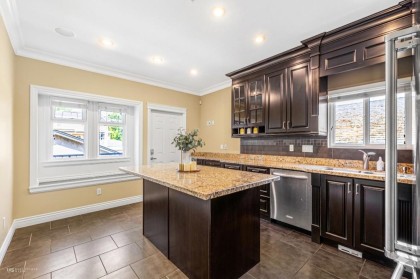 Photo 7 at 295 W 63rd Avenue, Marpole, Vancouver West