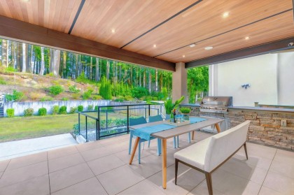Photo 6 at 31 Glenmore Drive, Glenmore, West Vancouver