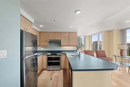 Photo 14 at 1207 - 1009 Expo Boulevard, Yaletown, Vancouver West