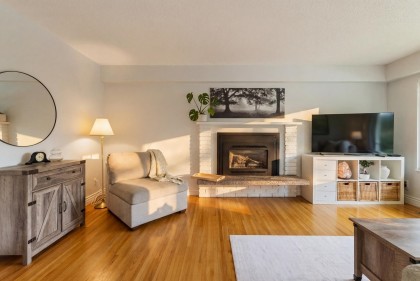 Photo 4 at 1438 Mcnair Drive, Lynn Valley, North Vancouver