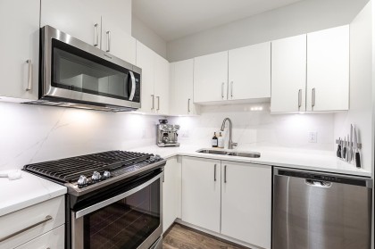 Photo 6 at 103 - 1468 St. Andrews Avenue, Central Lonsdale, North Vancouver