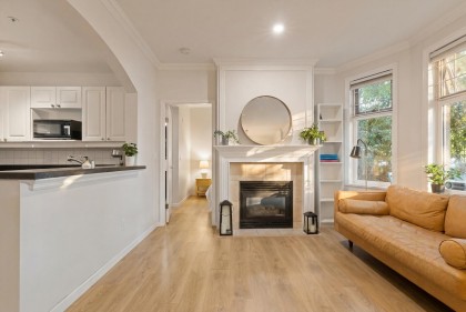 Photo 2 at 102 - 2588 Alder Street, Fairview VW, Vancouver West
