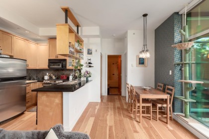 Photo 7 at 218 - 2515 Ontario Street, Mount Pleasant VW, Vancouver West