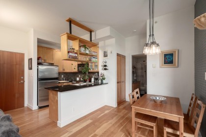 Photo 8 at 218 - 2515 Ontario Street, Mount Pleasant VW, Vancouver West