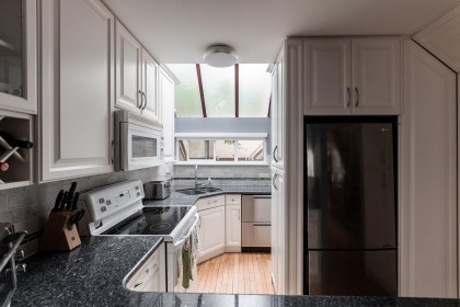Photo 5 at 7 - 2485 Cornwall Avenue, Kitsilano, Vancouver West