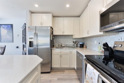 Photo 7 at 205 - 330 W 2nd Street, Lower Lonsdale, North Vancouver