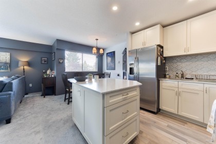 Photo 5 at 205 - 330 W 2nd Street, Lower Lonsdale, North Vancouver