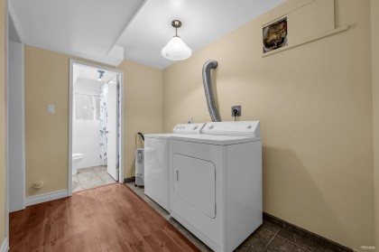 Photo 20 at 310 Macbeth Crescent, Cedardale, West Vancouver