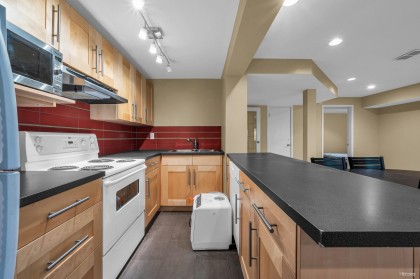 Photo 18 at 310 Macbeth Crescent, Cedardale, West Vancouver