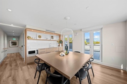 Photo 31 at 201 - 3596 W 28th Avenue, Dunbar, Vancouver West