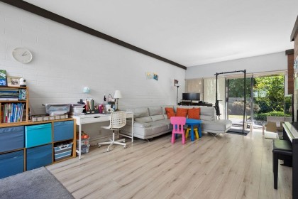 Photo 6 at 406 Greensboro Place, South Cambie, Vancouver West