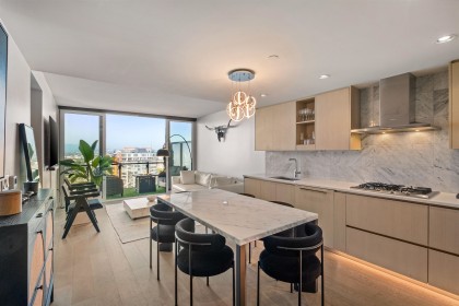Photo 3 at 2916 - 89 Nelson Street, Yaletown, Vancouver West