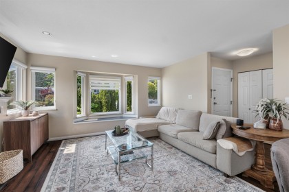 Photo 2 at 230 St. Patricks Avenue, Lower Lonsdale, North Vancouver