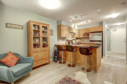 Photo 9 at 301 - 1633 Mackay Avenue, Pemberton NV, North Vancouver