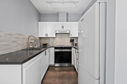 Photo 3 at 313 - 1675 W 10th Avenue, Fairview VW, Vancouver West
