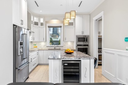 Photo 6 at 2989 W 32nd Avenue, MacKenzie Heights, Vancouver West
