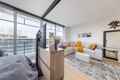 Photo 6 at 1810 - 89 Nelson Street, Yaletown, Vancouver West