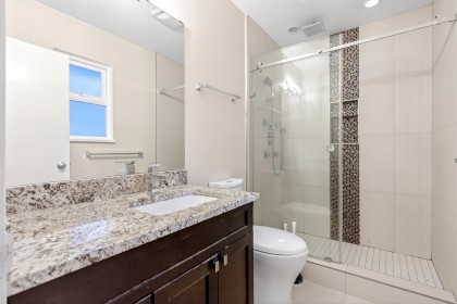 Photo 18 at 4938 Redonda Drive, Canyon Heights NV, North Vancouver