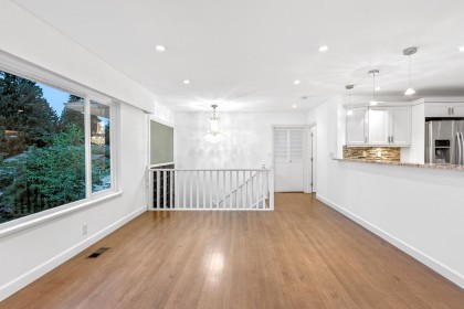 Photo 8 at 4938 Redonda Drive, Canyon Heights NV, North Vancouver