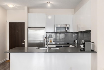 Photo 8 at 515 - 2665 Mountain Highway, Lynn Valley, North Vancouver