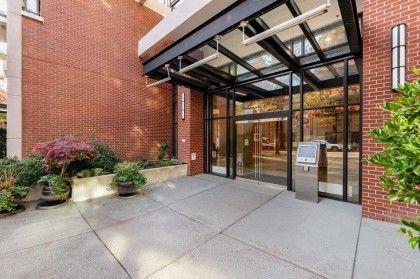 Photo 1 at 1405 - 909 Mainland Street, Yaletown, Vancouver West