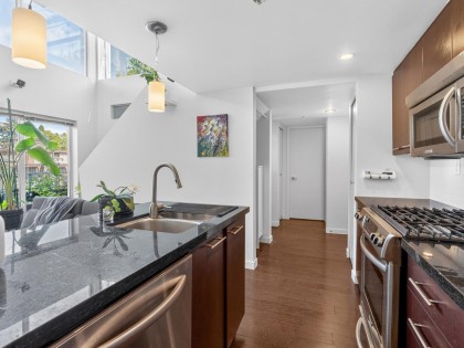 Photo 6 at PH1 - 1288 Chesterfield Avenue, Central Lonsdale, North Vancouver