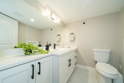 Photo 6 at 880 Jefferson Avenue, Sentinel Hill, West Vancouver