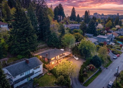 Photo 37 at 880 Jefferson Avenue, Sentinel Hill, West Vancouver