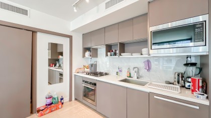 Photo 8 at 805 - 68 Smithe Street, Downtown VW, Vancouver West