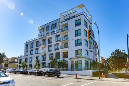 Photo 1 at 404 - 4908 Cambie Street, Cambie, Vancouver West