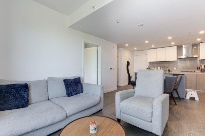 Photo 4 at 404 - 4908 Cambie Street, Cambie, Vancouver West