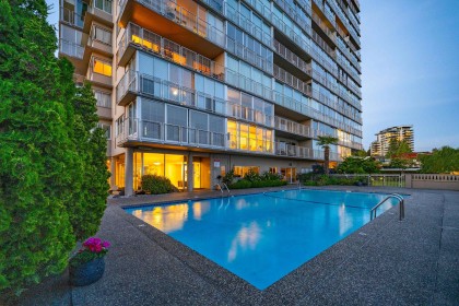 Photo 14 at 301 - 150 24th Street, Dundarave, West Vancouver