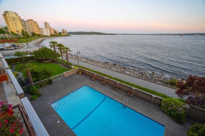Photo 15 at 301 - 150 24th Street, Dundarave, West Vancouver