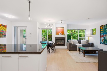 Photo 9 at TH1 - 1288 Chesterfield Avenue, Central Lonsdale, North Vancouver