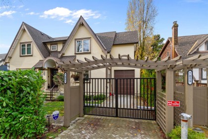Photo 2 at 7061 Cypress Street, Kerrisdale, Vancouver West