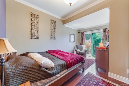 Photo 12 at 836 W 68th Avenue, Marpole, Vancouver West