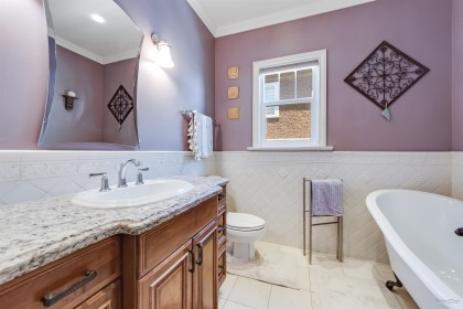 Photo 15 at 836 W 68th Avenue, Marpole, Vancouver West