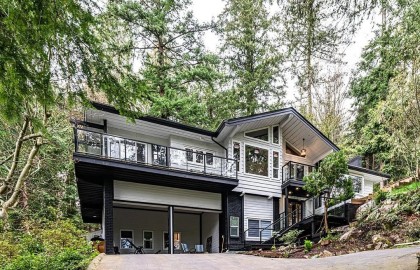 Photo 1 at 4621 Caulfeild Drive, Caulfeild, West Vancouver