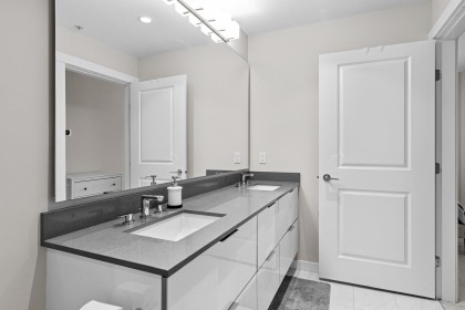 Photo 18 at 212 - 2663 Library Lane, Lynn Valley, North Vancouver