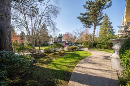 Photo 3 at 5850 Cartier Street, South Granville, Vancouver West