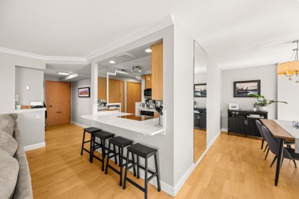Photo 11 at 601 - 1575 Beach Avenue, West End VW, Vancouver West