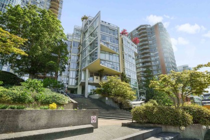 Photo 23 at 509 - 990 Beach Avenue, Yaletown, Vancouver West