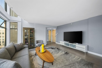 Photo 4 at 509 - 990 Beach Avenue, Yaletown, Vancouver West