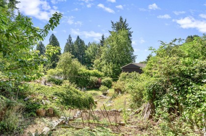 Photo 13 at 4704 Dogwood Lane, Olde Caulfeild, West Vancouver