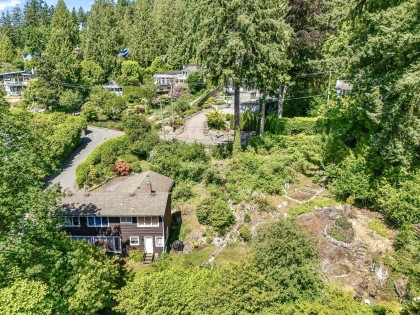 Photo 3 at 4704 Dogwood Lane, Olde Caulfeild, West Vancouver