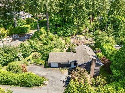 Photo 4 at 4704 Dogwood Lane, Olde Caulfeild, West Vancouver