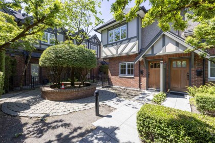 Photo 2 at 6139 Oak Street, South Granville, Vancouver West
