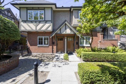 Photo 1 at 6139 Oak Street, South Granville, Vancouver West
