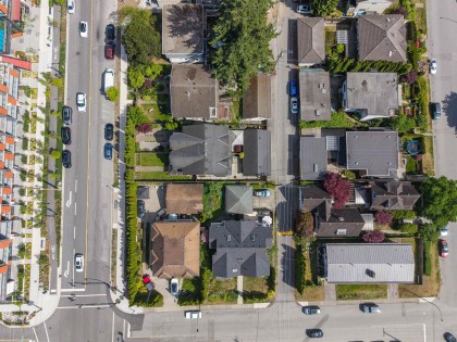 Photo 7 at 409-411 - 417-419 E 3rd Street, Lower Lonsdale, North Vancouver